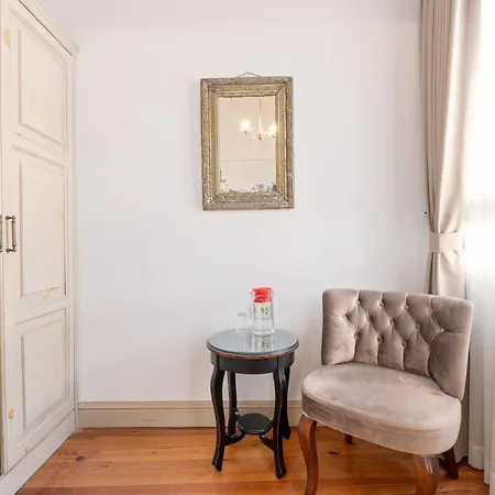 Han Urla Otel * Urla