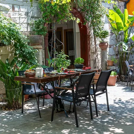 Hotel Han Urla Otel *