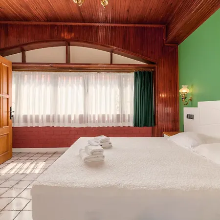 Hotel Han Urla Otel *