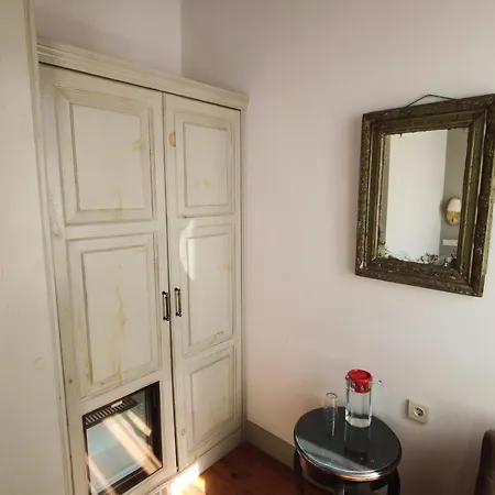 Han Urla Otel