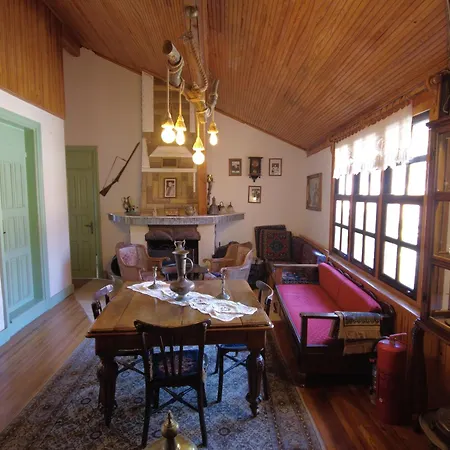 Hotel Han Urla Otel *