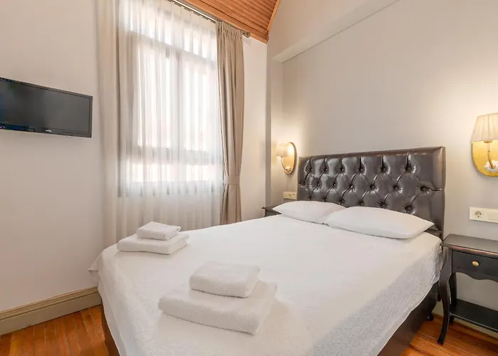 Han Urla Otel Hotel *