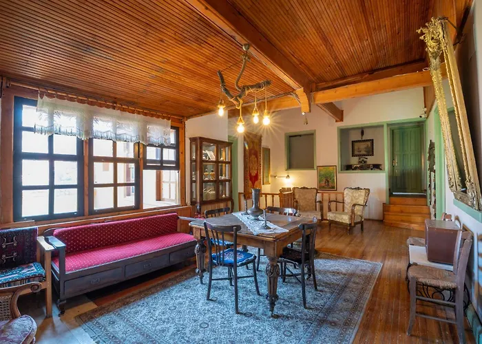 Hotel Han Urla Otel *