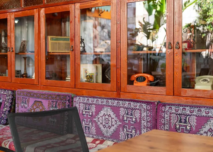 Hotel Han Urla Otel *